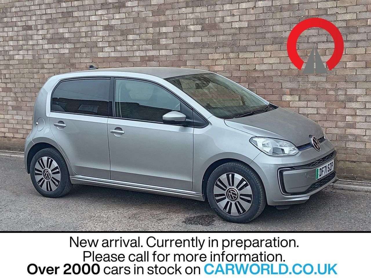 A 2022 VOLKSWAGEN E-UP! 36.8kWh e-up! Hatchback 5dr Electric Auto (82 ps) A 2022 VOLKSWAGEN E-UP! 36.8kWh e-up! Hatchback 5dr Electric Auto (82 ps)