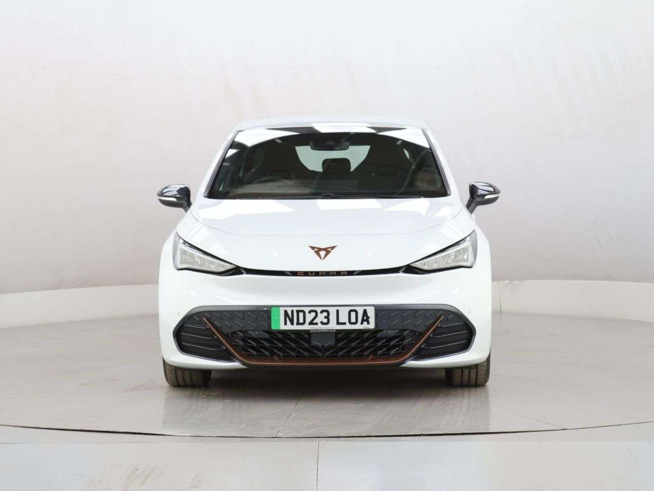 A 2023 CUPRA BORN 58kWh V1 Hatchback 5dr Electric Auto (204 ps) A 2023 CUPRA BORN 58kWh V1 Hatchback 5dr Electric Auto (204 ps)