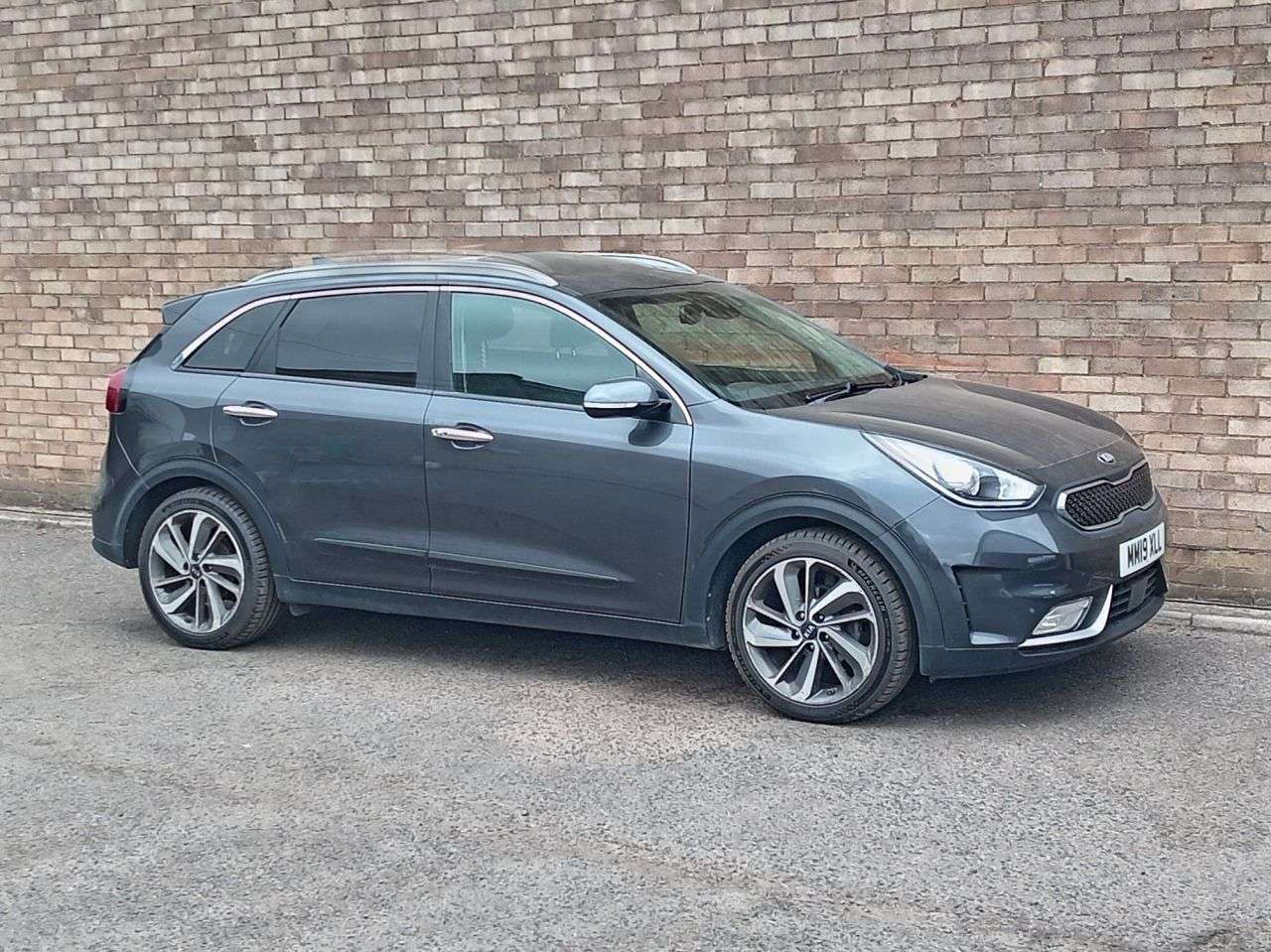 A 2019 KIA NIRO 1.6h GDi GPF 4 SUV 5dr Petrol Hybrid DCT Euro 6 (s/s) ( 16in Alloy) (139 bh A 2019 KIA NIRO 1.6h GDi GPF 4 SUV 5dr Petrol Hybrid DCT Euro 6 (s/s) ( 16in Alloy) (139 bh