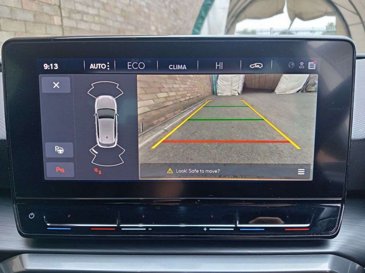 A 2022 CUPRA LEON 1.4 eHybrid 12.8kWh VZ2 Hatchback 5dr Petrol Plug-in Hybrid DSG Euro 6 (s/s A 2022 CUPRA LEON 1.4 eHybrid 12.8kWh VZ2 Hatchback 5dr Petrol Plug-in Hybrid DSG Euro 6 (s/s