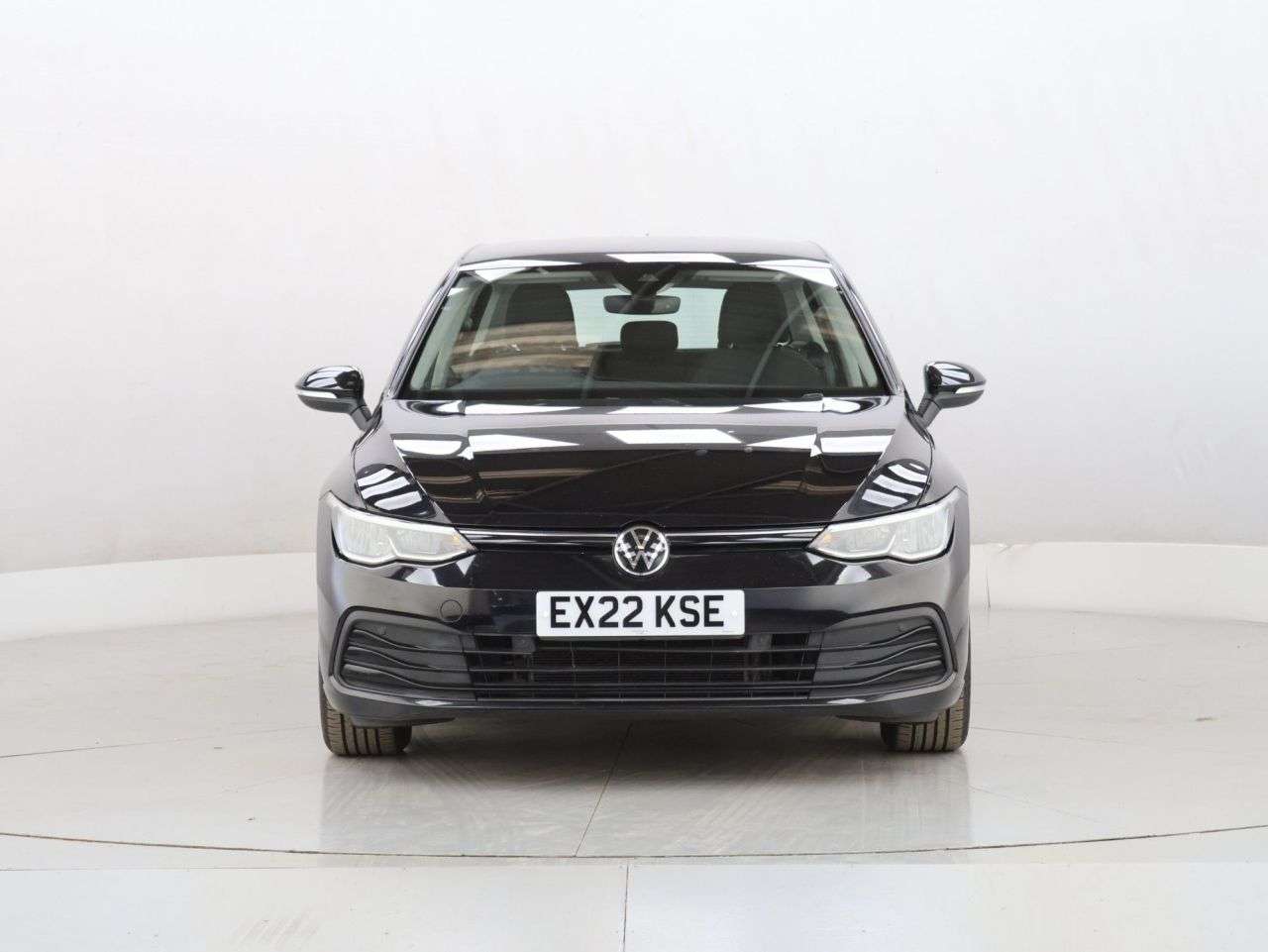 A 2022 VOLKSWAGEN GOLF 1.0 eTSI MHEV Life Hatchback 5dr Petrol Hybrid DSG Euro 6 (s/s) (110 ps) A 2022 VOLKSWAGEN GOLF 1.0 eTSI MHEV Life Hatchback 5dr Petrol Hybrid DSG Euro 6 (s/s) (110 ps)