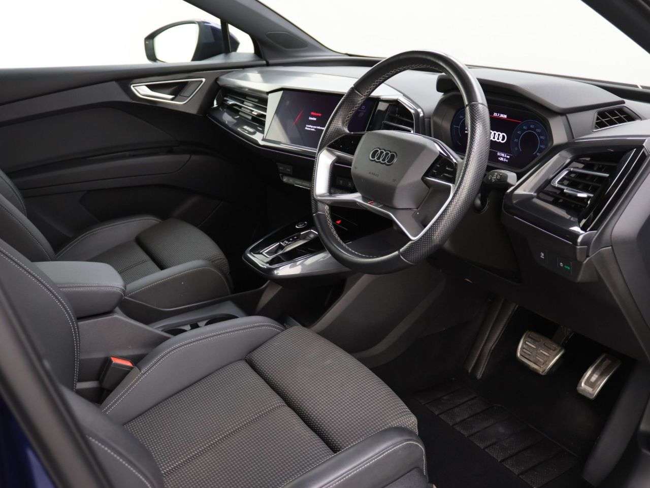 2023 AUDI Q4 E-TRON 2023 AUDI Q4 E-TRON