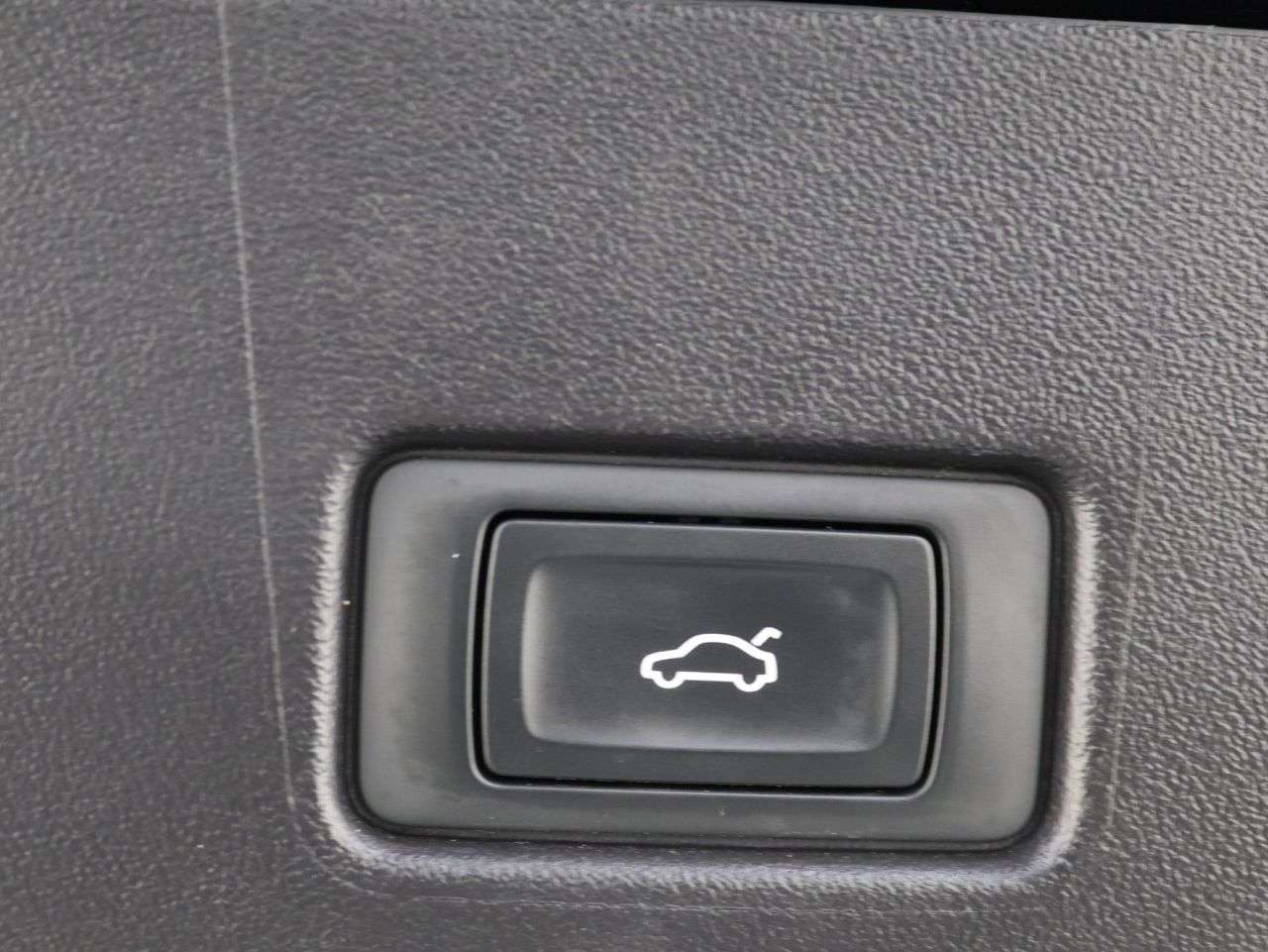 2023 AUDI Q4 E-TRON 2023 AUDI Q4 E-TRON