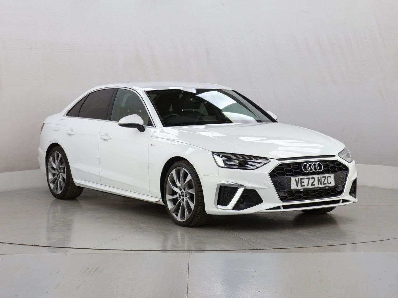 A 2023 AUDI A4 2.0 TFSI 35 S line Saloon 4dr Petrol S Tronic Euro 6 (s/s) (150 ps) A 2023 AUDI A4 2.0 TFSI 35 S line Saloon 4dr Petrol S Tronic Euro 6 (s/s) (150 ps)