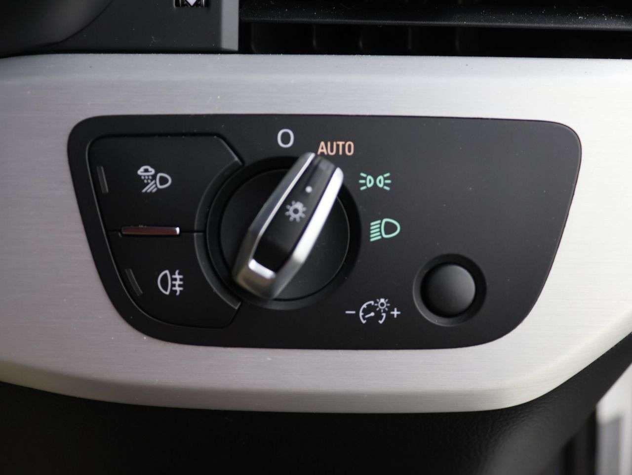 2023 AUDI A4 2023 AUDI A4