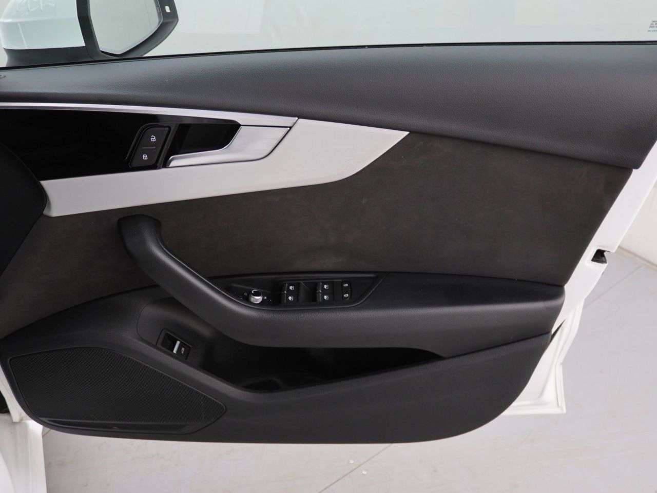 2023 AUDI A4 2023 AUDI A4