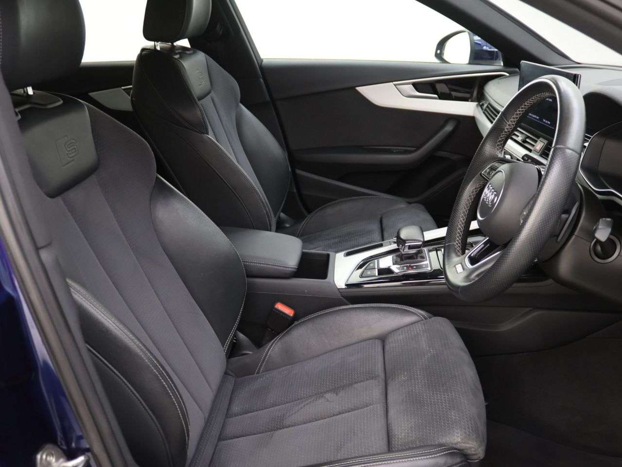 2023 AUDI A4 2023 AUDI A4