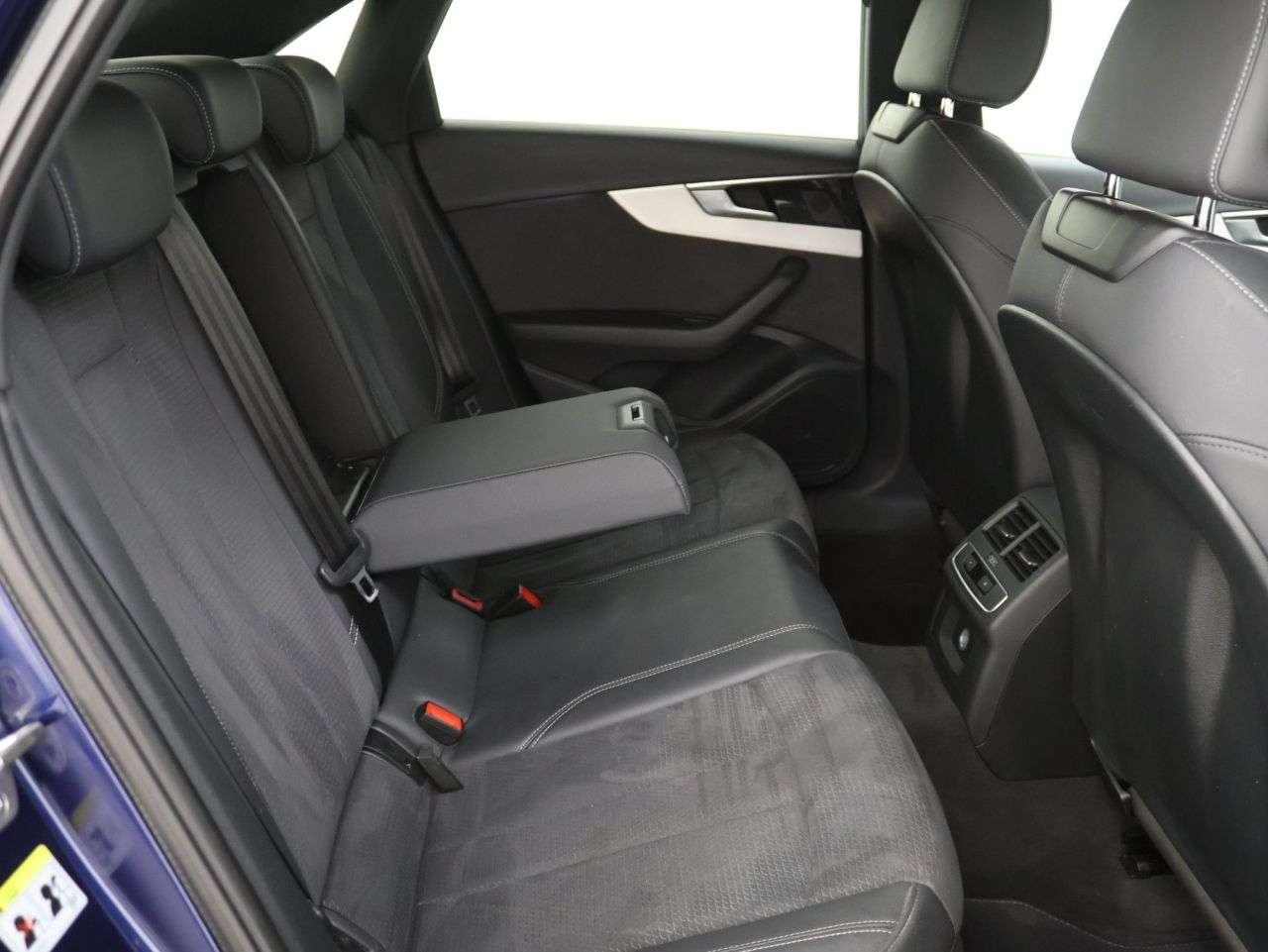 2023 AUDI A4 2023 AUDI A4