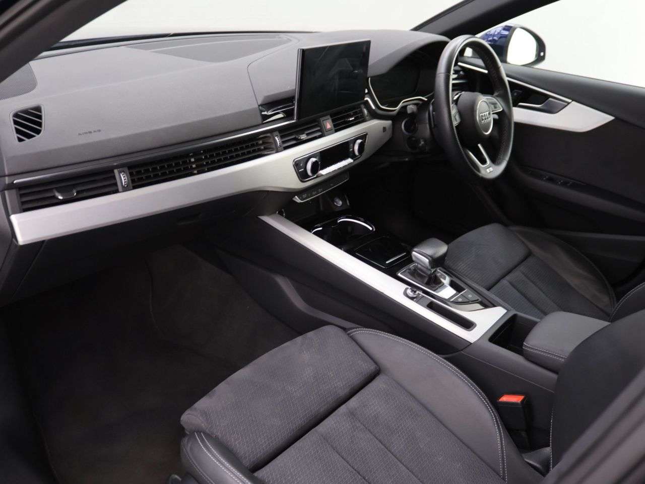 2023 AUDI A4 2023 AUDI A4