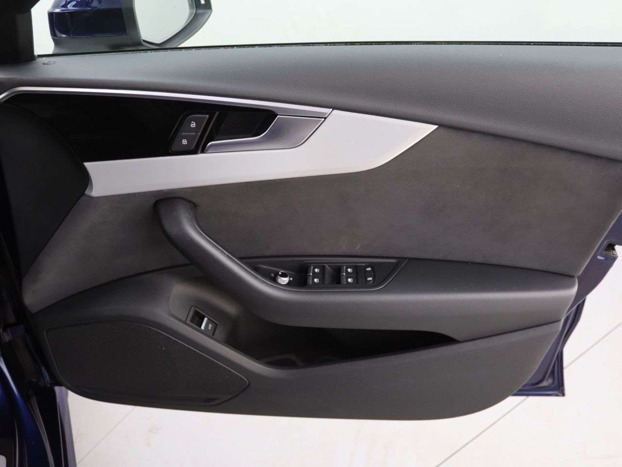 2023 AUDI A4 2023 AUDI A4