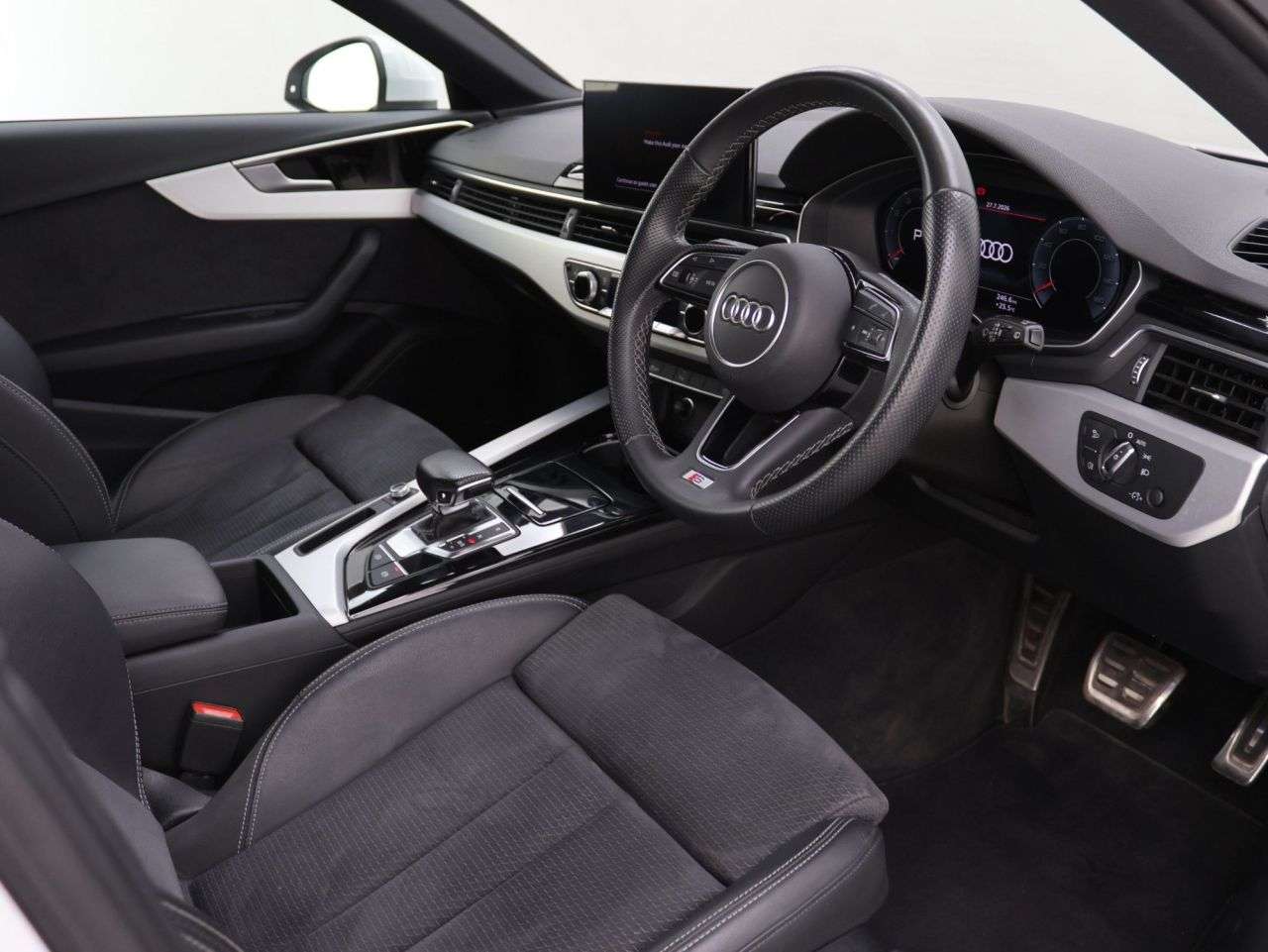 2023 AUDI A4 AVANT 2023 AUDI A4 AVANT