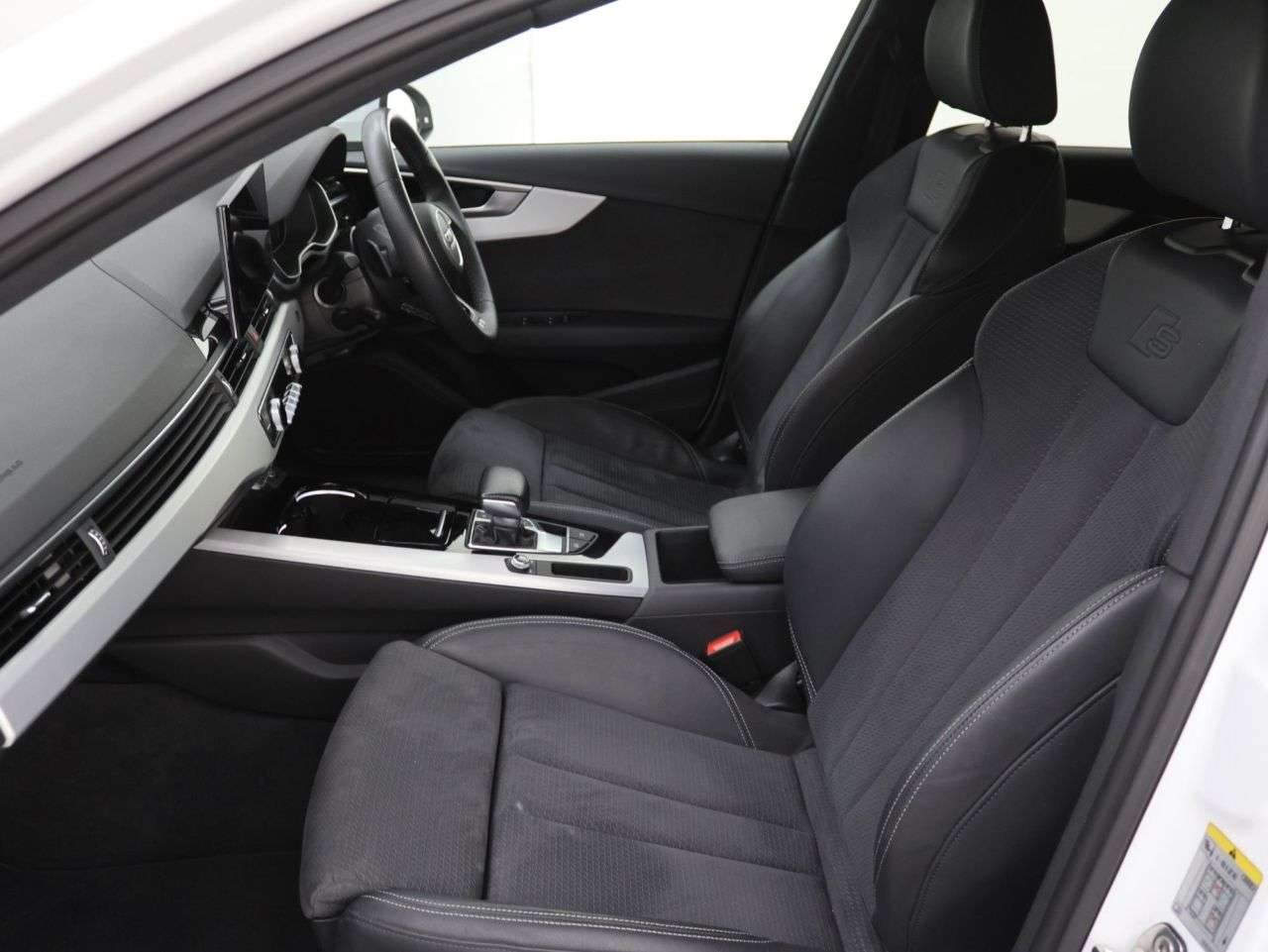 2023 AUDI A4 AVANT 2023 AUDI A4 AVANT