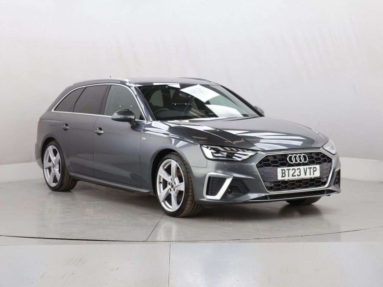 A 2023 AUDI A4 AVANT 2.0 TFSI 35 S line Estate 5dr Petrol S Tronic Euro 6 (s/s) (150 ps) A 2023 AUDI A4 AVANT 2.0 TFSI 35 S line Estate 5dr Petrol S Tronic Euro 6 (s/s) (150 ps)