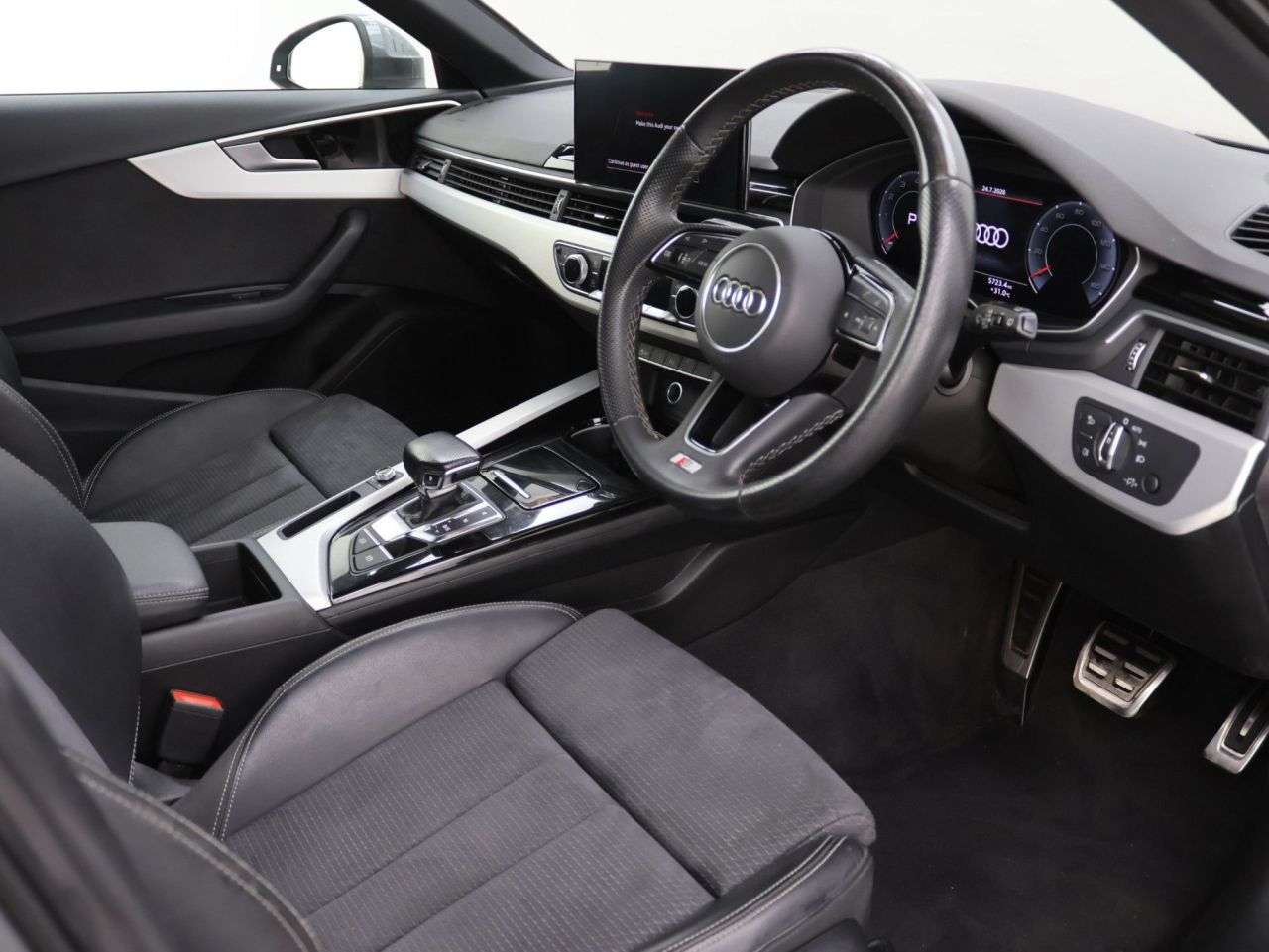 2023 AUDI A4 AVANT 2023 AUDI A4 AVANT