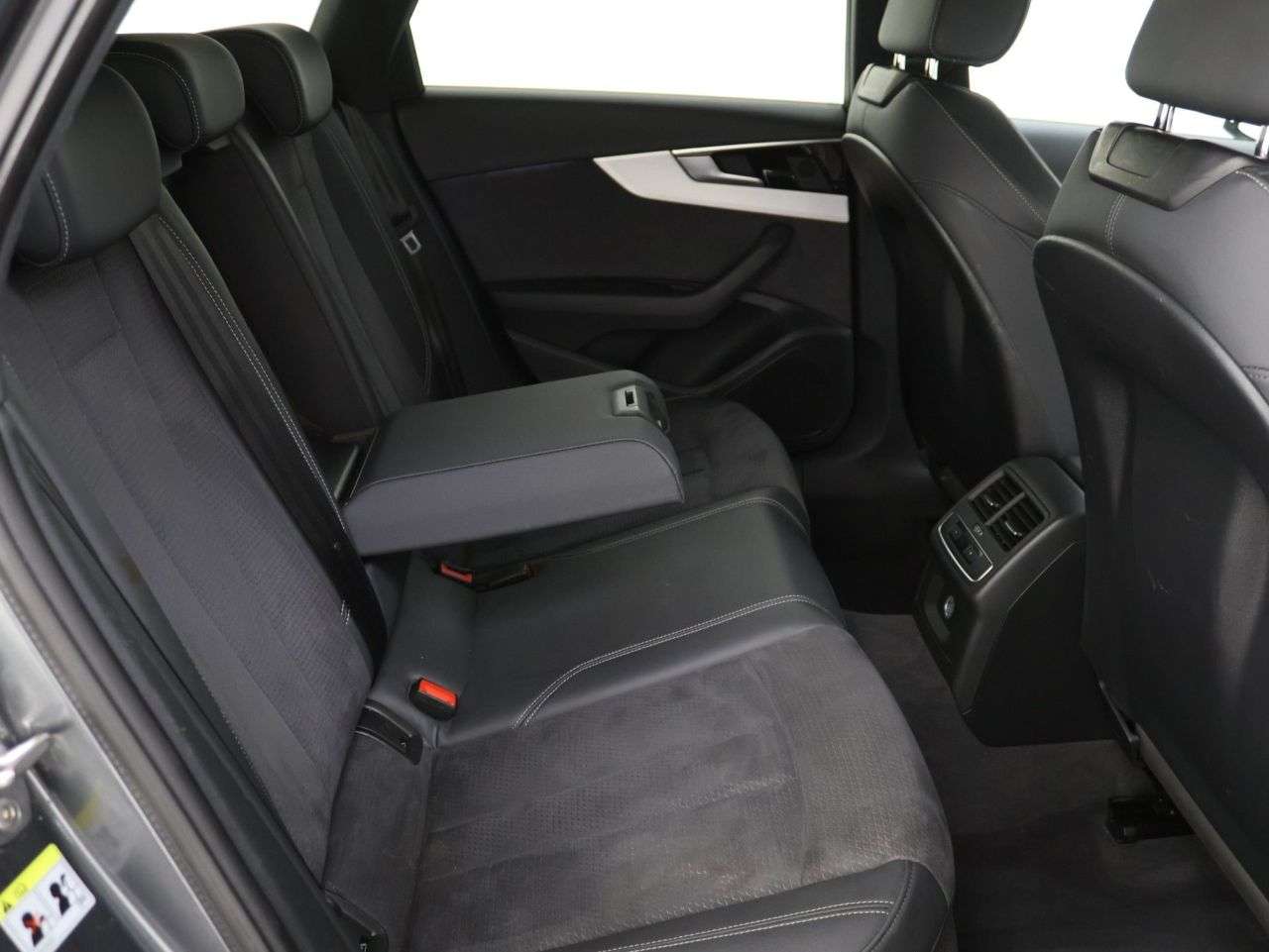 2023 AUDI A4 AVANT 2023 AUDI A4 AVANT