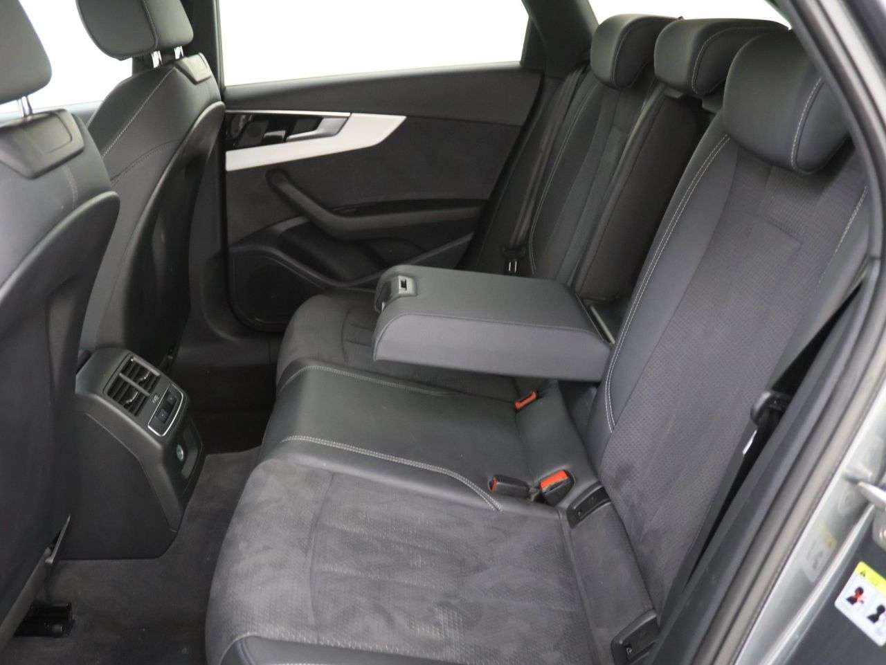 2023 AUDI A4 AVANT 2023 AUDI A4 AVANT