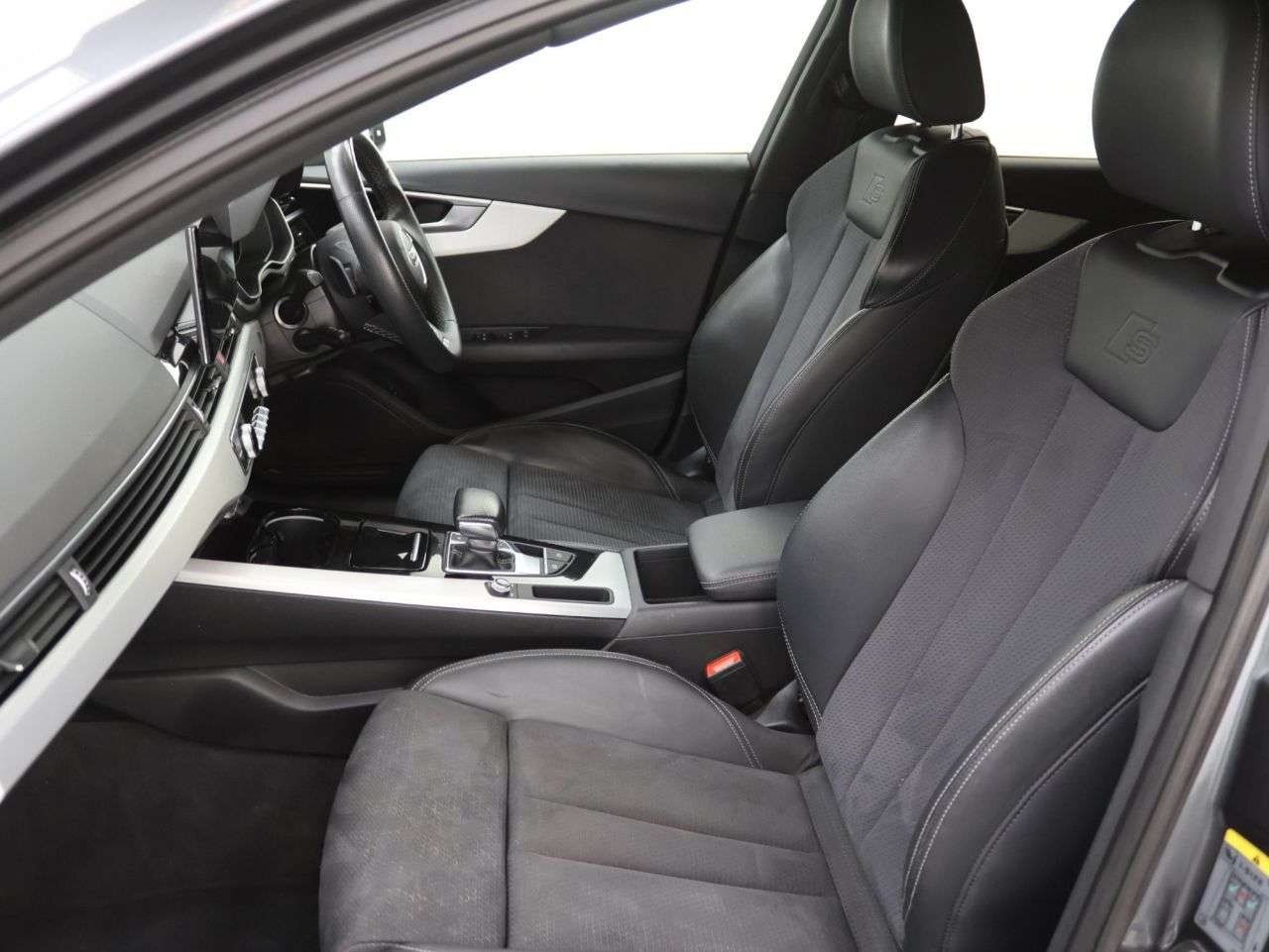 2023 AUDI A4 AVANT 2023 AUDI A4 AVANT