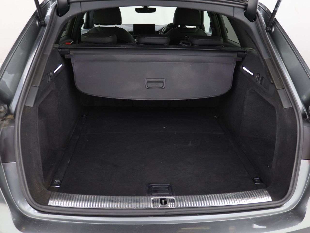 2023 AUDI A4 AVANT 2023 AUDI A4 AVANT