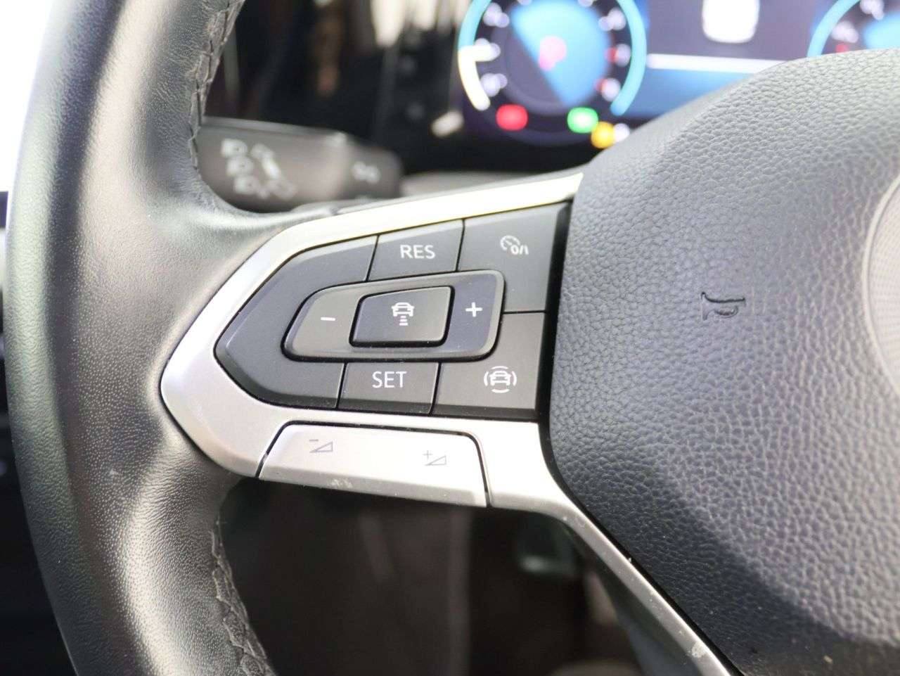 2023 VOLKSWAGEN GOLF 2023 VOLKSWAGEN GOLF