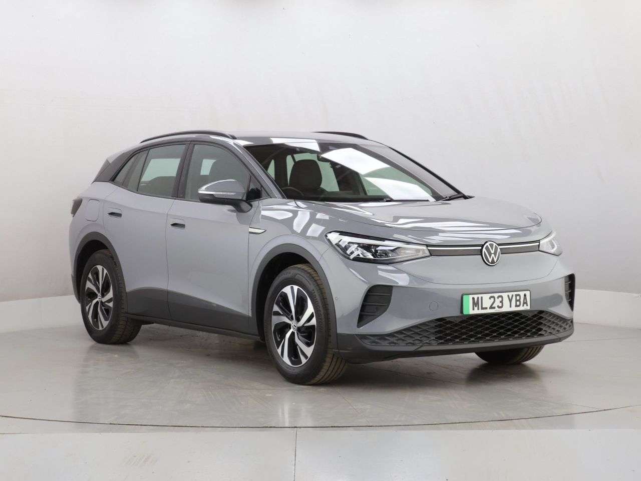 A 2023 VOLKSWAGEN ID4 Pure 52kWh Life SUV 5dr Electric Auto (148 ps) A 2023 VOLKSWAGEN ID4 Pure 52kWh Life SUV 5dr Electric Auto (148 ps)