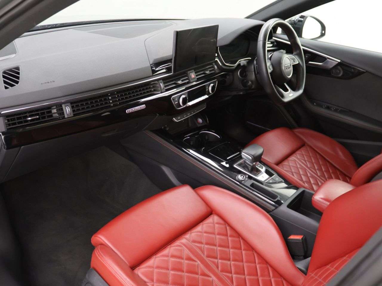 2023 AUDI S4 AVANT 2023 AUDI S4 AVANT