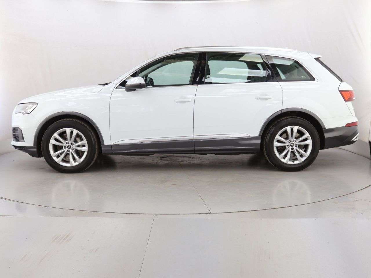 2021 AUDI Q7 2021 AUDI Q7