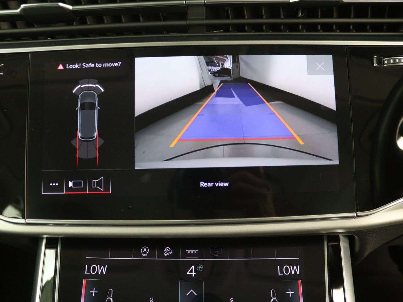 2021 AUDI Q7 2021 AUDI Q7