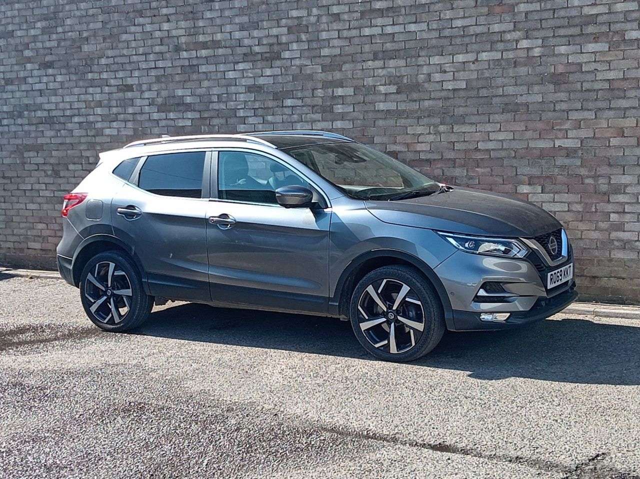 A 2019 NISSAN QASHQAI 1.3 DIG-T Tekna SUV 5dr Petrol Manual Euro 6 (s/s) (160 ps) A 2019 NISSAN QASHQAI 1.3 DIG-T Tekna SUV 5dr Petrol Manual Euro 6 (s/s) (160 ps)