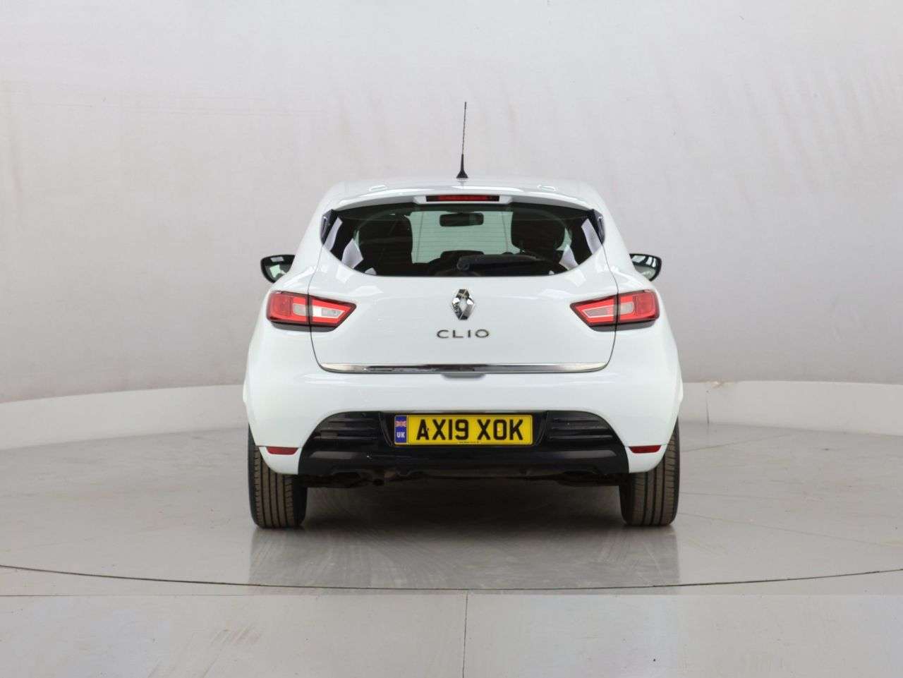 2019 RENAULT CLIO 2019 RENAULT CLIO