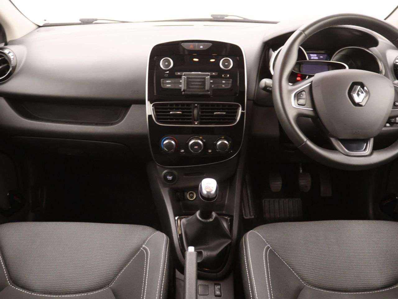 2019 RENAULT CLIO 2019 RENAULT CLIO