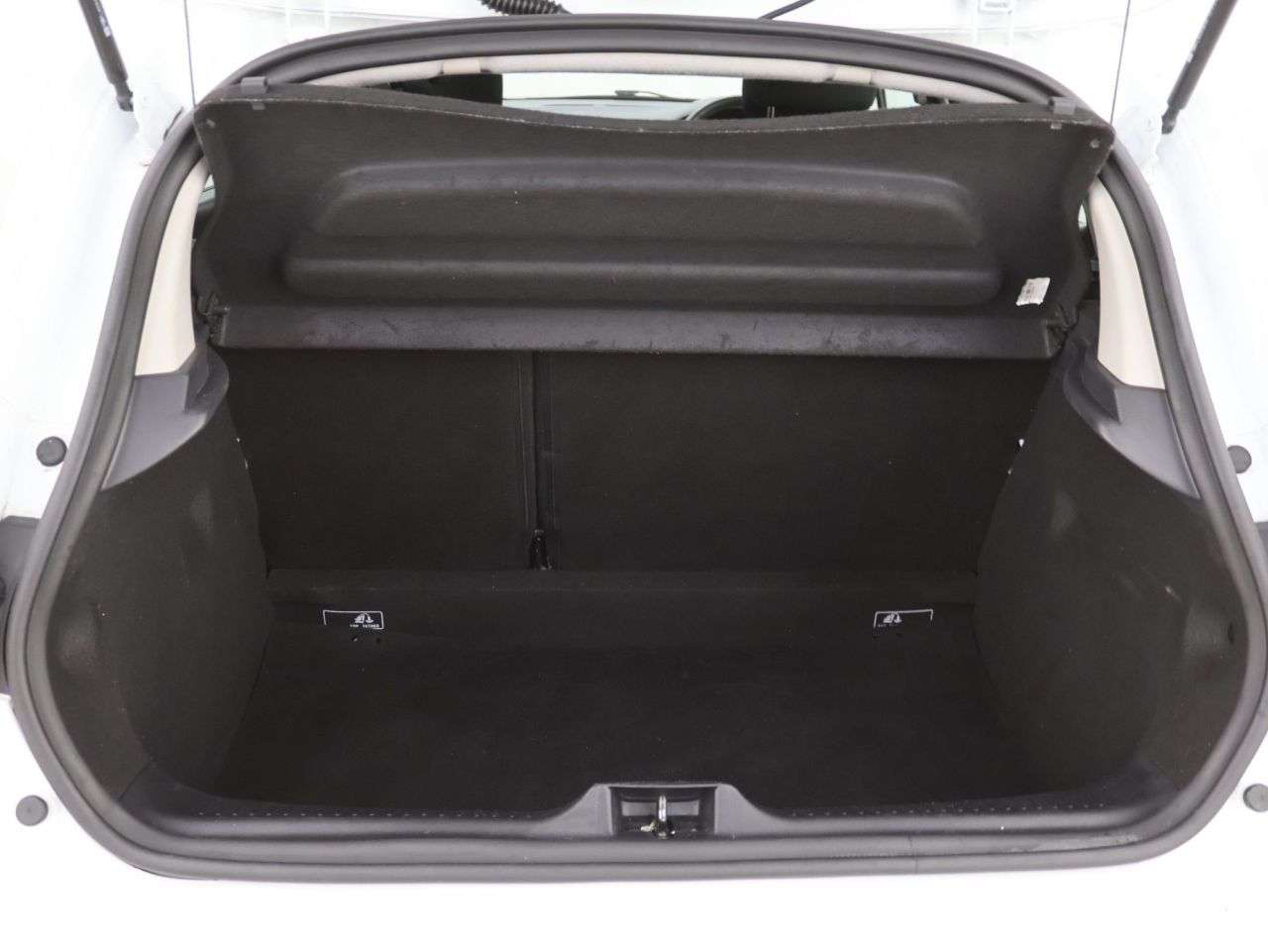 2019 RENAULT CLIO 2019 RENAULT CLIO