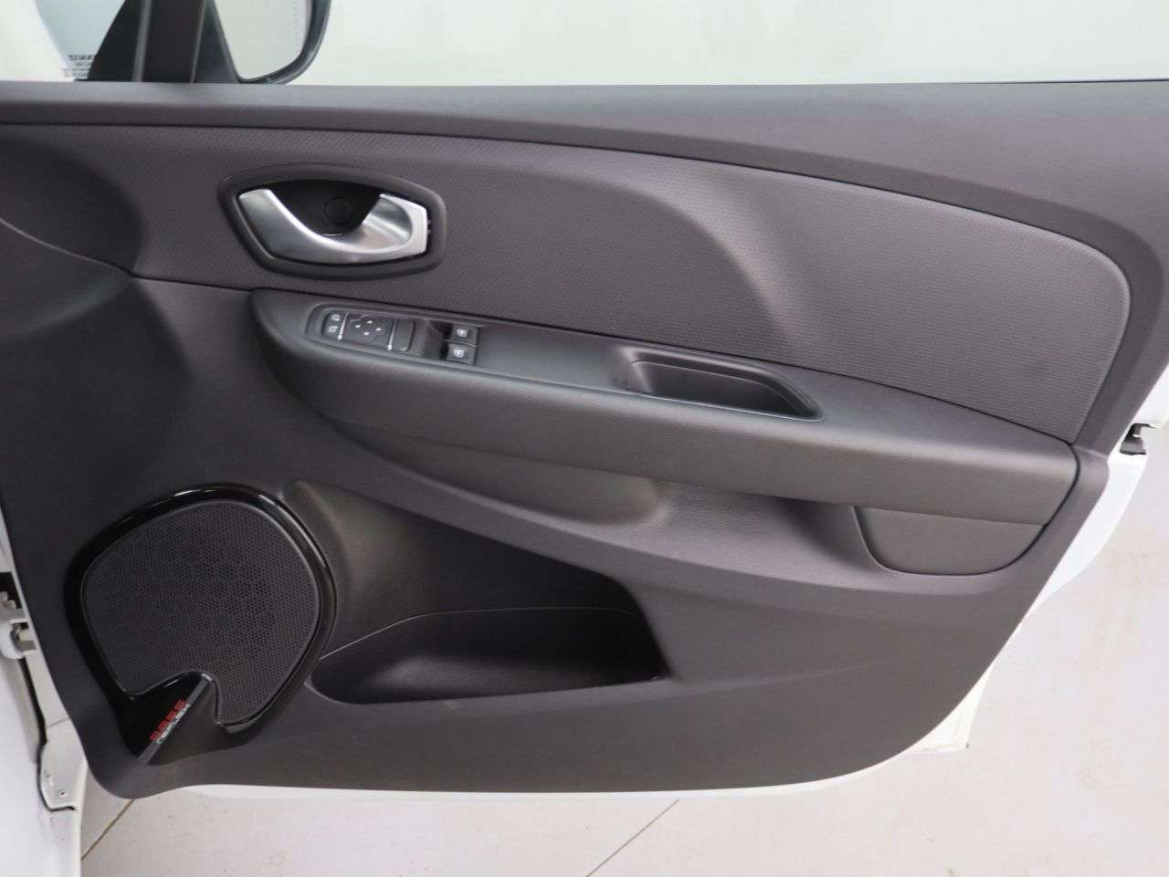 2019 RENAULT CLIO 2019 RENAULT CLIO