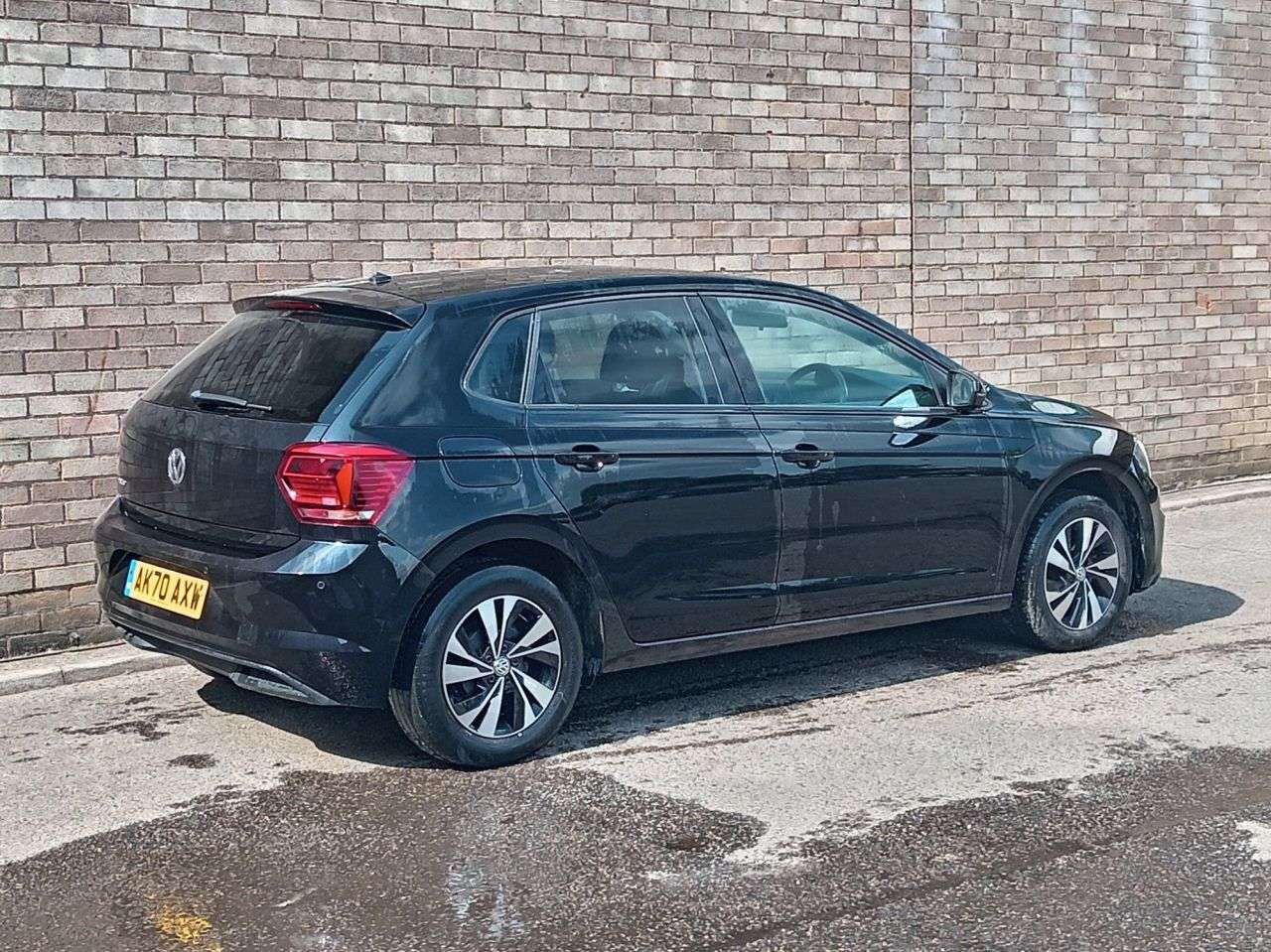 A 2020 VOLKSWAGEN POLO 1.0 TSI Match Hatchback 5dr Petrol Manual Euro 6 (s/s) (95 ps) A 2020 VOLKSWAGEN POLO 1.0 TSI Match Hatchback 5dr Petrol Manual Euro 6 (s/s) (95 ps)
