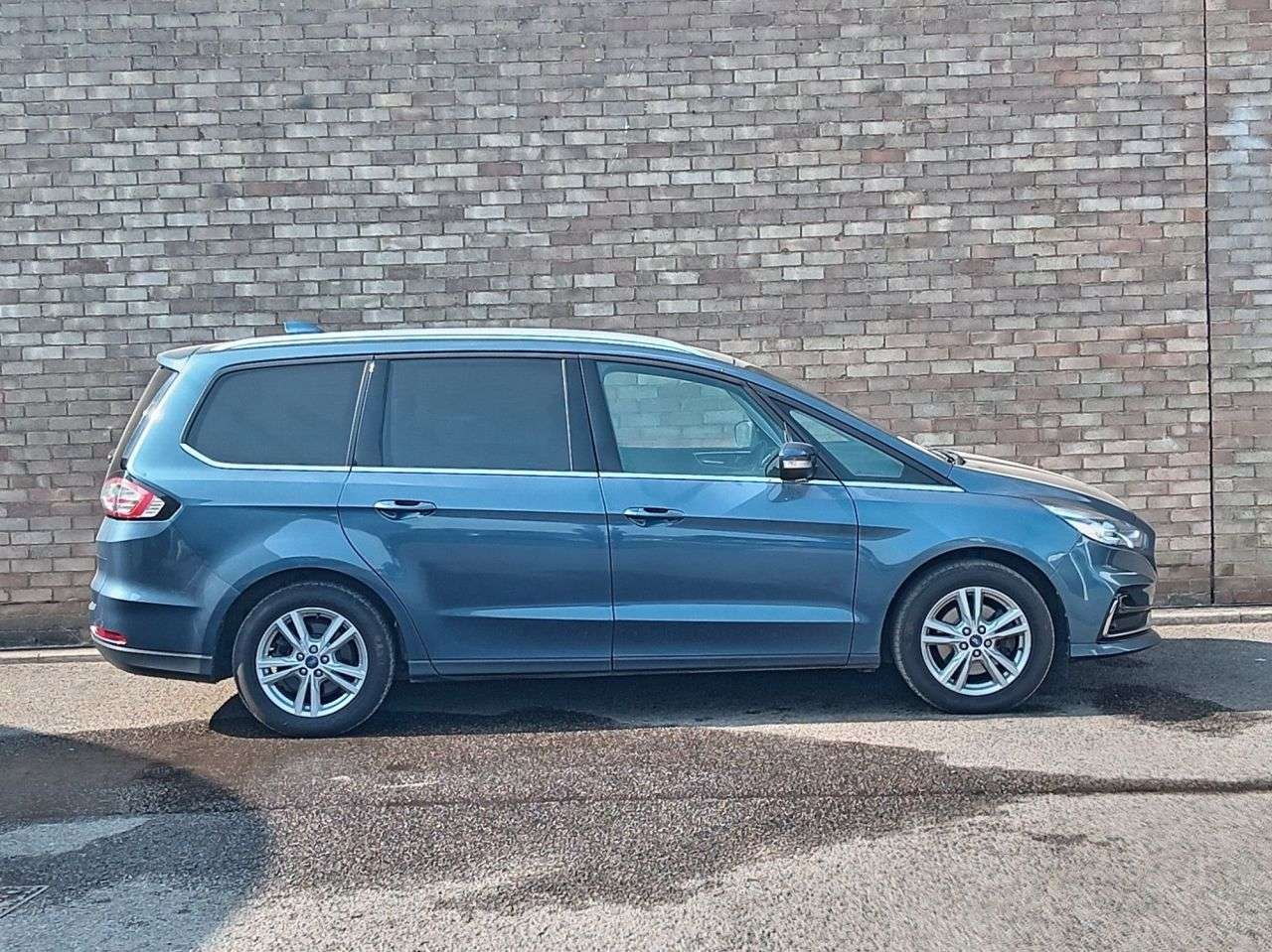 A 2021 FORD GALAXY 2.0 EcoBlue Titanium MPV 5dr Diesel Auto Euro 6 (s/s) (150 ps) A 2021 FORD GALAXY 2.0 EcoBlue Titanium MPV 5dr Diesel Auto Euro 6 (s/s) (150 ps)