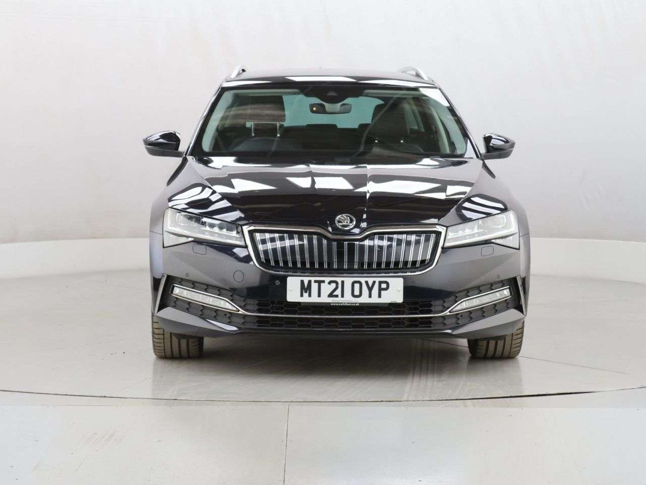 A 2021 SKODA SUPERB 1.4 TSI iV 13kWh SE L Estate 5dr Petrol Plug-in Hybrid DSG Euro 6 (s/s) (21 A 2021 SKODA SUPERB 1.4 TSI iV 13kWh SE L Estate 5dr Petrol Plug-in Hybrid DSG Euro 6 (s/s) (21