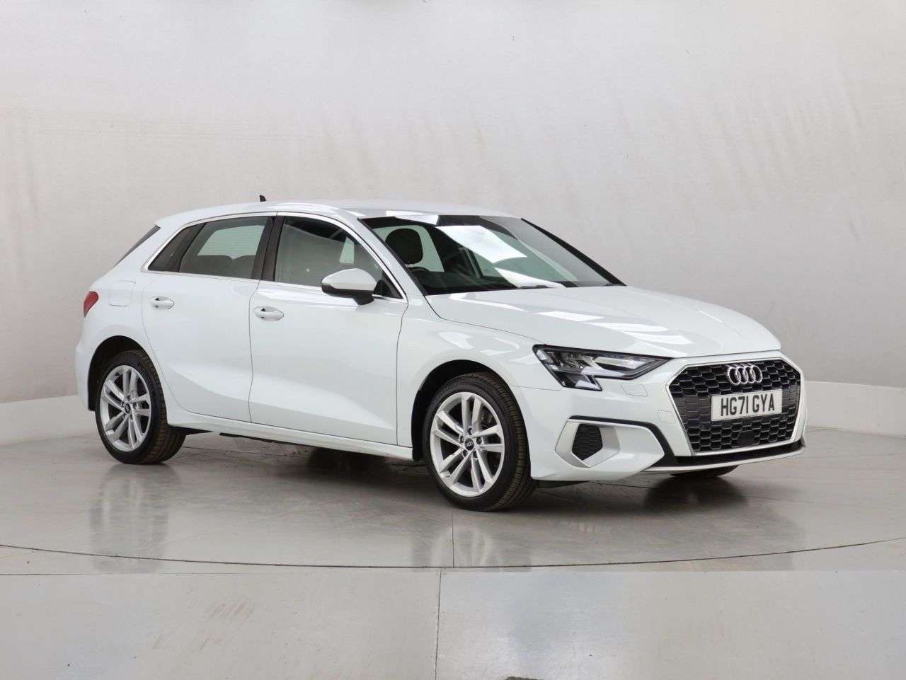A 2022 AUDI A3 1.4 TFSIe 40 Sport Sportback 5dr Petrol Plug-in Hybrid S Tronic Euro 6 (s/s A 2022 AUDI A3 1.4 TFSIe 40 Sport Sportback 5dr Petrol Plug-in Hybrid S Tronic Euro 6 (s/s