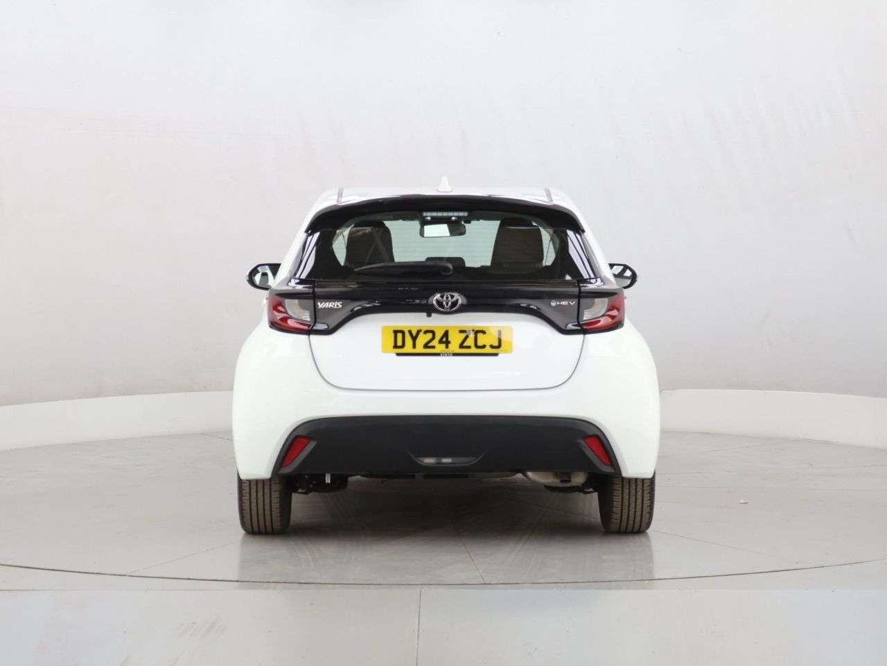 2024 TOYOTA YARIS 2024 TOYOTA YARIS