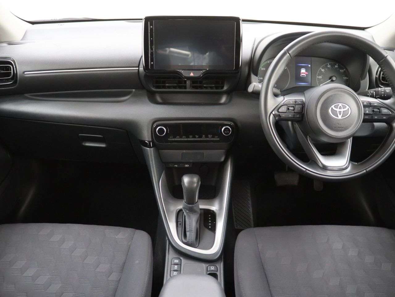 2024 TOYOTA YARIS 2024 TOYOTA YARIS
