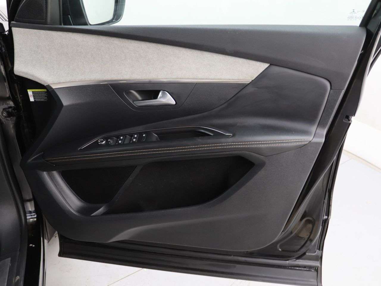 2022 PEUGEOT 3008 2022 PEUGEOT 3008