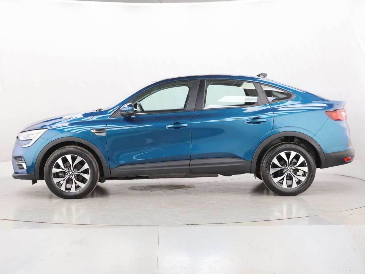 2023 RENAULT ARKANA 2023 RENAULT ARKANA