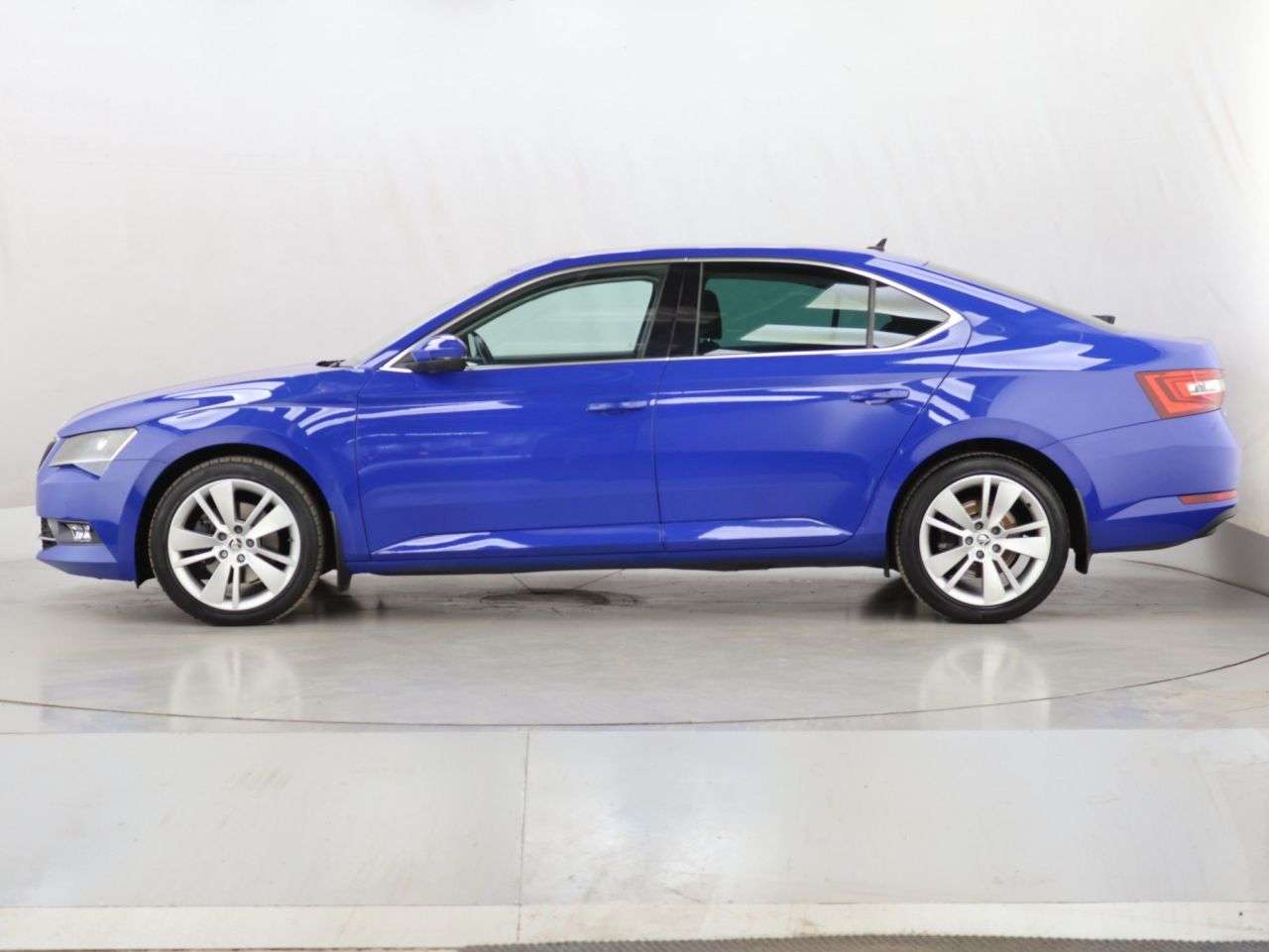 2018 SKODA SUPERB 2018 SKODA SUPERB