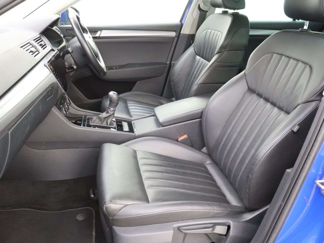 2018 SKODA SUPERB 2018 SKODA SUPERB