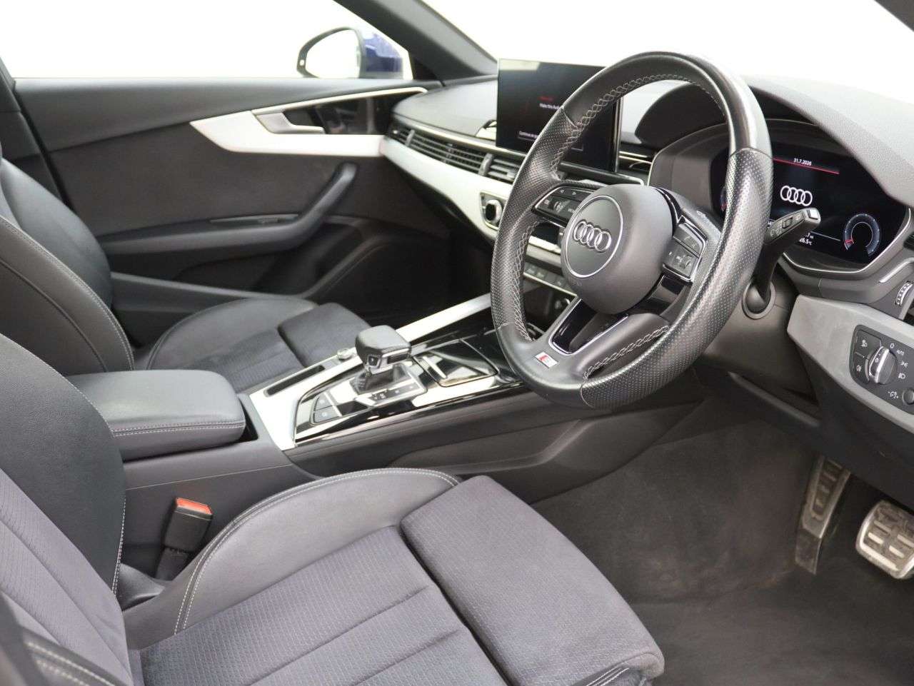 2023 AUDI A4 AVANT 2023 AUDI A4 AVANT