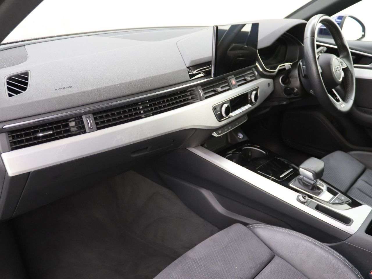 2023 AUDI A4 AVANT 2023 AUDI A4 AVANT