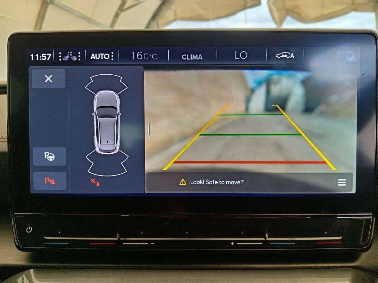 A 2023 CUPRA FORMENTOR 2.0 TSI V2 SUV 5dr Petrol DSG 4Drive Euro 6 (s/s) (190 ps) A 2023 CUPRA FORMENTOR 2.0 TSI V2 SUV 5dr Petrol DSG 4Drive Euro 6 (s/s) (190 ps)