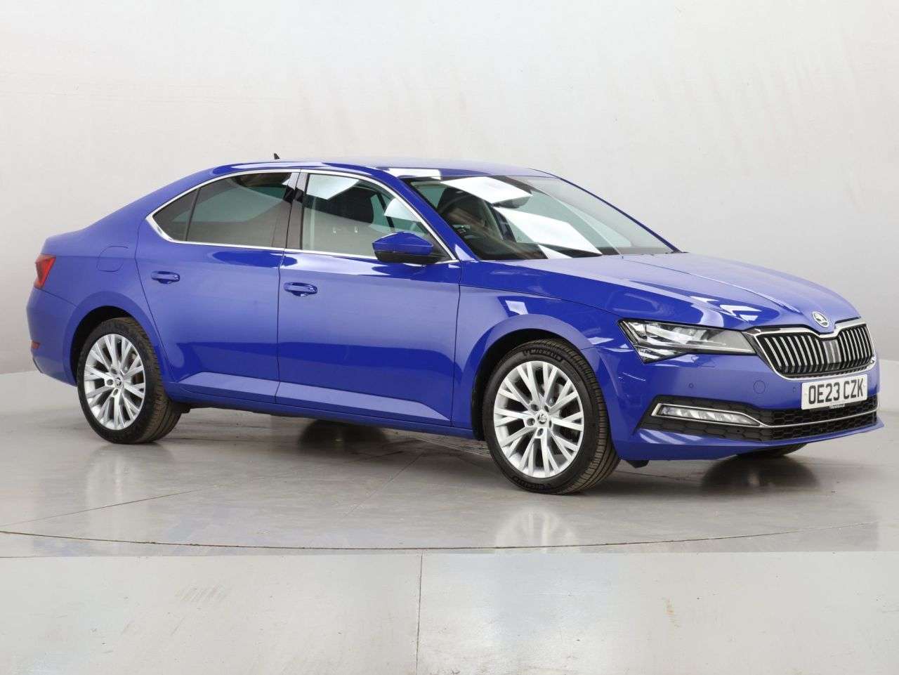 A 2023 SKODA SUPERB 2.0 TDI SE L Hatchback 5dr Diesel DSG Euro 6 (s/s) (150 ps) A 2023 SKODA SUPERB 2.0 TDI SE L Hatchback 5dr Diesel DSG Euro 6 (s/s) (150 ps)