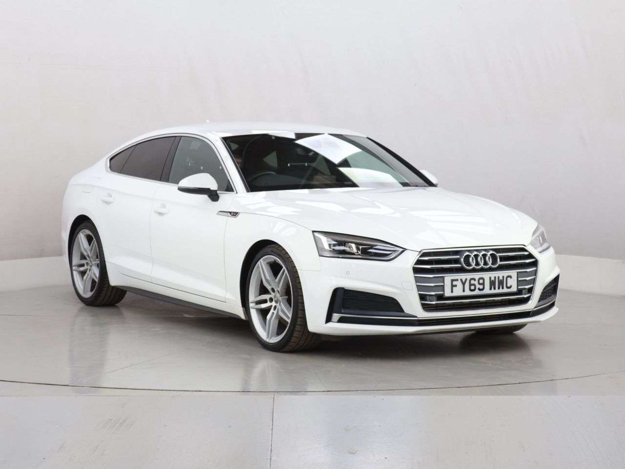 A 2019 AUDI A5 2.0 TFSI 35 S line Sportback 5dr Petrol S Tronic Euro 6 (s/s) (150 ps) A 2019 AUDI A5 2.0 TFSI 35 S line Sportback 5dr Petrol S Tronic Euro 6 (s/s) (150 ps)
