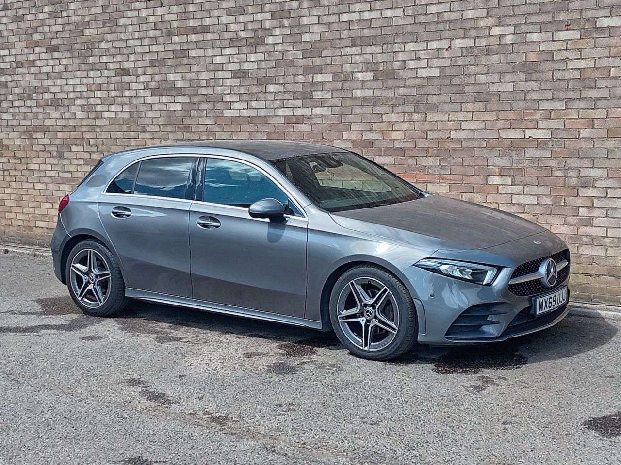 A 2019 MERCEDES-BENZ A CLASS 1.5 A180d AMG Line (Executive) Hatchback 5dr Diesel 7G-DCT Euro 6 (s/s) (11 A 2019 MERCEDES-BENZ A CLASS 1.5 A180d AMG Line (Executive) Hatchback 5dr Diesel 7G-DCT Euro 6 (s/s) (11
