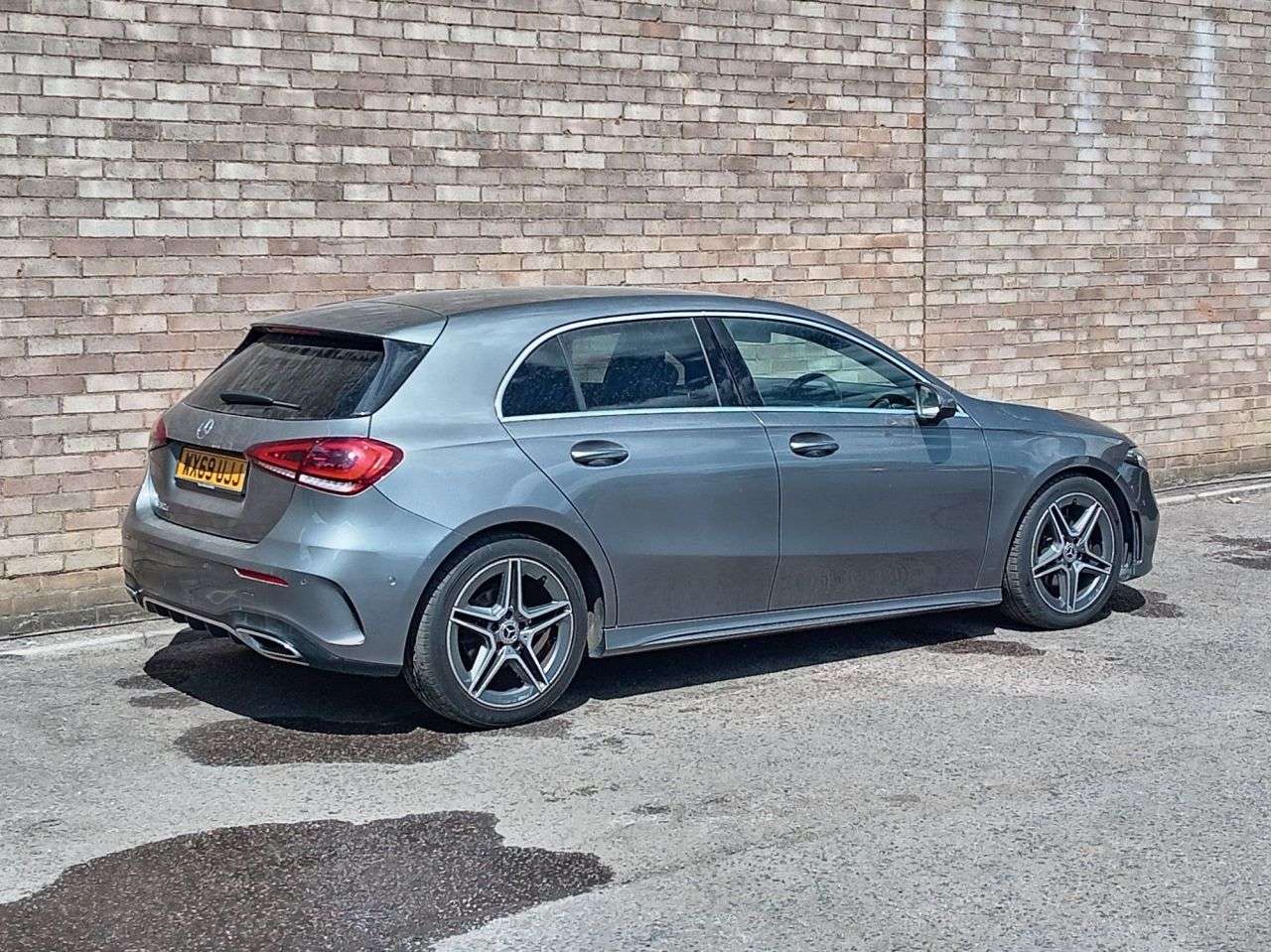 A 2019 MERCEDES-BENZ A CLASS 1.5 A180d AMG Line (Executive) Hatchback 5dr Diesel 7G-DCT Euro 6 (s/s) (11 A 2019 MERCEDES-BENZ A CLASS 1.5 A180d AMG Line (Executive) Hatchback 5dr Diesel 7G-DCT Euro 6 (s/s) (11