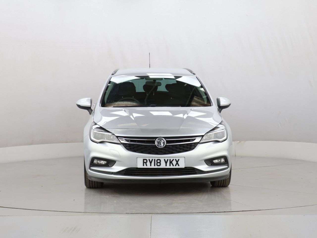 A 2018 VAUXHALL ASTRA 1.6 CDTi ecoFLEX Design Sports Tourer 5dr Diesel Manual Euro 6 (s/s) (110 p A 2018 VAUXHALL ASTRA 1.6 CDTi ecoFLEX Design Sports Tourer 5dr Diesel Manual Euro 6 (s/s) (110 p